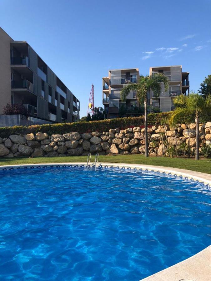 Paradise Village Hogaristic Σαλού Εξωτερικό φωτογραφία